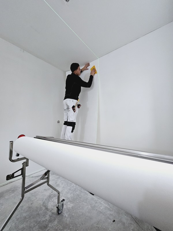 professioneel renovliesbehang aanbrengen